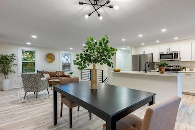 7859 Kingsgate Way, West Chester, OH 45069 - photo 6