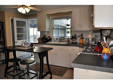 919 Bullocks Point Ave, Riverside, RI 02915 - photo 5