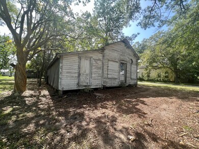 516 W Suwanee St, Fitzgerald, GA 31750 - photo 5