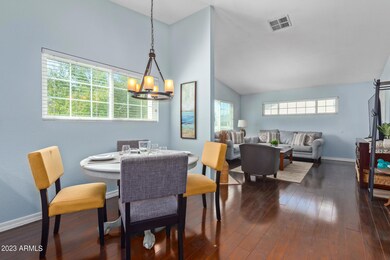 0007-07-1222 W Baseline 269 - Dinning Ro