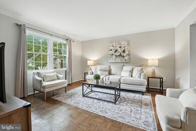 3233 Viscount Ct, Annandale, VA 22003 - photo 3