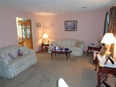 4127 Scheidys Rd, Whitehall, PA 18052 - photo 2