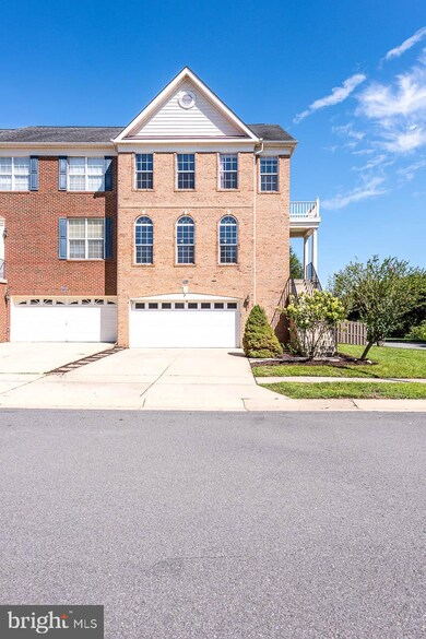 25536 Crossfield Dr, Chantilly, VA 20152 - photo 4