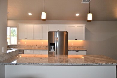 282 Gamay Dr, Cave Junction, OR 97523 - photo 7