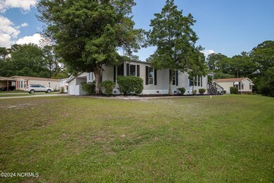 200 Spar Ct, Hampstead, NC 28443 - photo 4