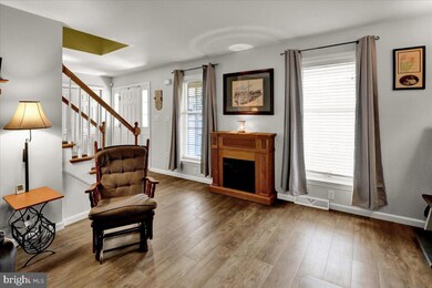 321 E Appletree Aly, Mount Joy, PA 17552 - photo 7