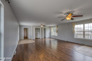2502 S Tyler-34