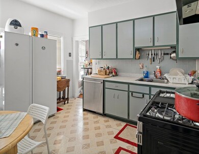 21 Dowse St, Everett, MA 02149 - photo 7