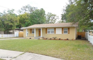 6624 Moret Dr S, Jacksonville, FL 32244 - photo 2