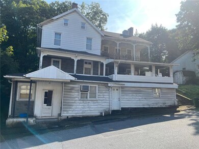 15 7th St unit 19, Slatington, PA 18080 - photo 2