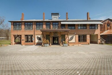 75 Thompson St unit J, Asheville, NC 28803 - photo 3