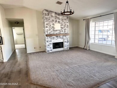 1402 Bobcat Ln, Willcox, AZ 85643 - photo 6