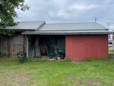 15 E Hatfield St, Massena, NY 13662 - photo 5