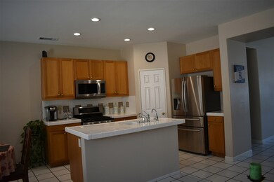 888 Panella Ct, Oceanside, CA 92057 - photo 3