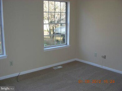 407 Nalley Rd, Hyattsville, MD 20785 - photo 5