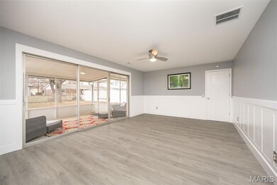 4767 Towne South Rd, Saint Louis, MO 63128 - photo 7