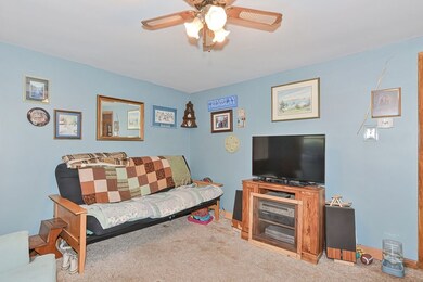 34 Maple St, Spencer, MA 01562 - photo 7