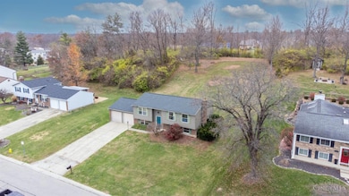 5804 Cedaridge Dr, Cincinnati, OH 45247 - photo 5