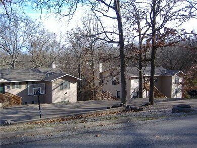 3213 A & B Cardinal Creek Cir, Bentonville, AR 72712 - photo 2