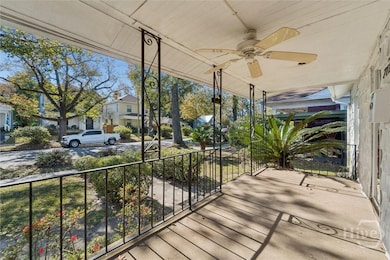 742 E Park Ave, Savannah, GA 31401 - photo 3