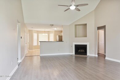 7657_Wills_Way_Cir_W_Walls_MS_38680_USA-