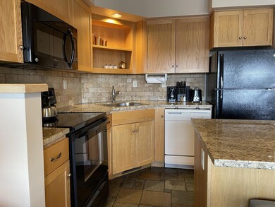 2390 Snowgoose Dr unit RV11B, Redmond, OR 97756 - photo 7