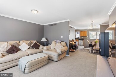 309 Sharon Ave, Darby, PA 19023 - photo 6