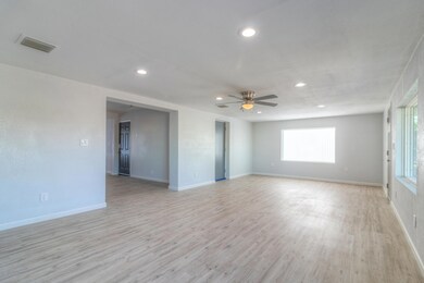 Living Room (1)
