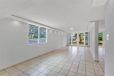 URB PASEO LOS ARTESA Alejandro Lozada unit 156, Las Piedras, PR 00771 - photo 3