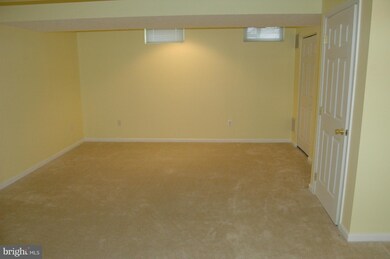 166 Carolstowne Rd, Reisterstown, MD 21136 - photo 5