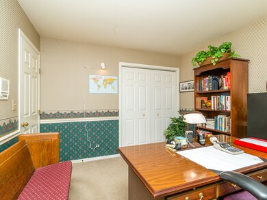 552 S Sunnyside Ave, Elmhurst, IL 60126 - photo 6