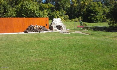 2 Marshall Ave, Adams, MA 01220 - photo 3