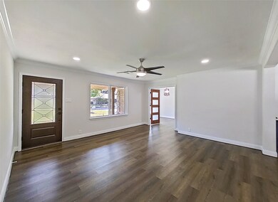 1323 Guese Rd, Houston, TX 77008 - photo 6