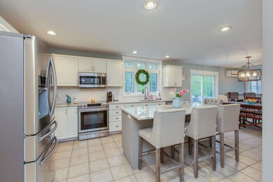 2 Marks Ct, Londonderry, NH 03053 - photo 3