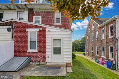 429 N Reading Ave, Boyertown, PA 19512 - photo 4