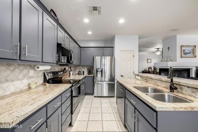 41836 N Mill Creek Way, Anthem, AZ 85086 - photo 5