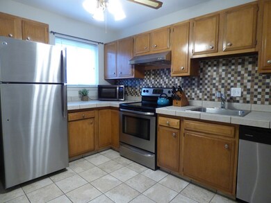 170 E Hadley Rd unit 45, Amherst, MA 01002 - photo 6