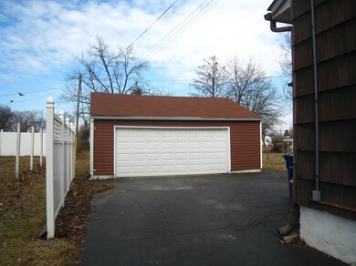 2 Car Detached Garage