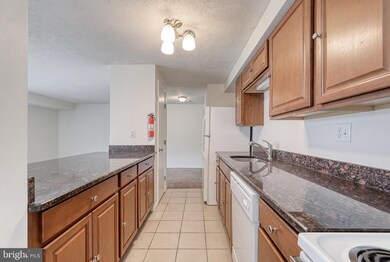 4 Cranberry Ct unit 100, Marlton, NJ 08053 - photo 7