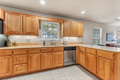 94 Overton Dr, Bella Vista, AR 72714 - photo 5