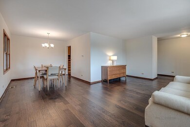 627 W Orchard St, Mundelein, IL 60060 - photo 5