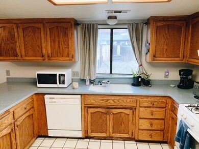 2757 Jasmine Way, Redding, CA 96002 - photo 4