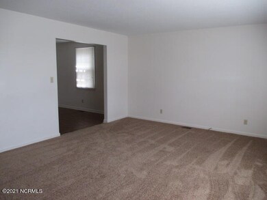 112 Ramona Ave, Jacksonville, NC 28540 - photo 2