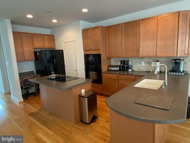 9121 Marlove Oaks Ln, Owings Mills, MD 21117 - photo 6