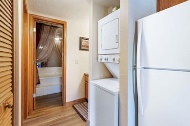 Cabin44-8