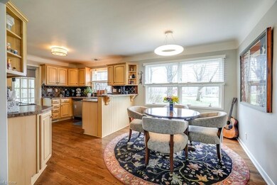 1040 E Pioneer Trail, Aurora, OH 44202 - photo 3