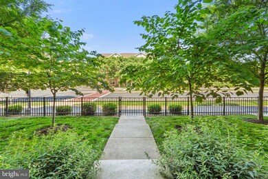 Lofts at Village Walk, Leesburg, VA 20175 - photo 4