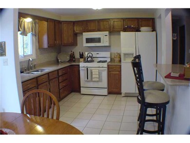 Kitchen. Lots of Natural Finishes here.  Ceramic F