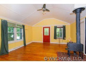 102 Hayes Cove Rd, Leicester, NC 28748 - photo 5
