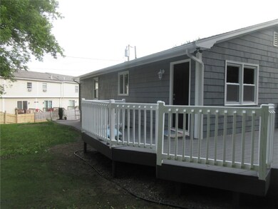 Side View & Deck
